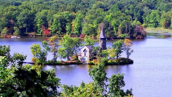 St. Hubert's Chapel on its island in Lake Kinnelon — the chapel of the Kinney family Mary Cogswell Kinney belonged to.